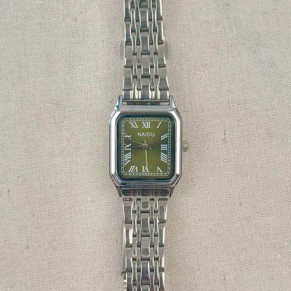 Silver Watch green Face Unisex Minimalist 1.5" Diameter Quartz New - Picture 5 of 7